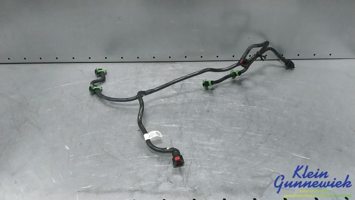 Usagé Conduit de carburant Ford Transit Prix € 60,00 Règlement à la marge proposé par Klein Gunnewiek Autodemontage & Motorentechniek