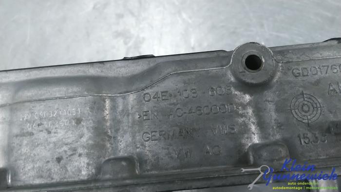 Ölwanne van een Volkswagen Golf 2021