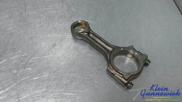 Gebrauchte Pleuelstange Renault Trafic Preis € 56,00 Margenregelung angeboten von Klein Gunnewiek Autodemontage & Motorentechniek