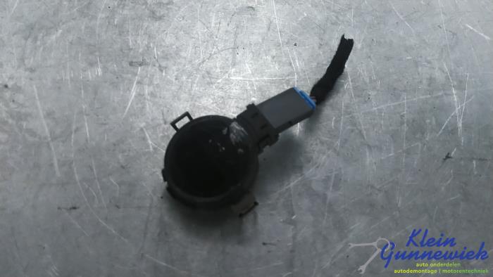 Begagnade Regnsensor Opel Astra Pris € 31,00 Marginaltabell erbjuds av Klein Gunnewiek Autodemontage & Motorentechniek