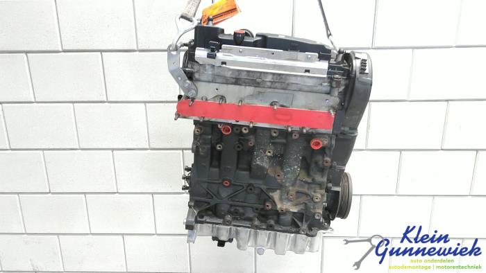 Motor van een Volkswagen Caddy 2020