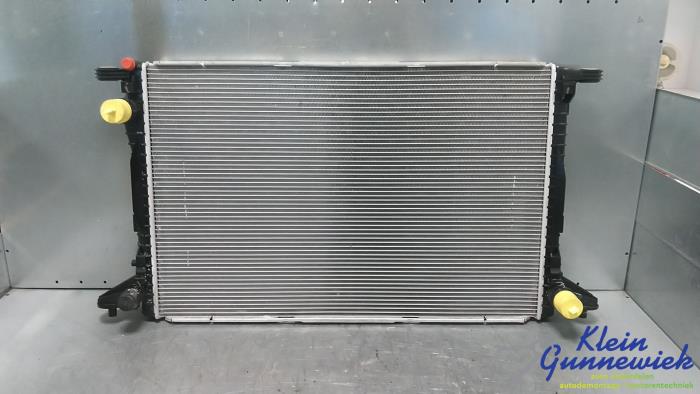 Usagé Radiateur Volkswagen Touareg Prix € 209,00 Règlement à la marge proposé par Klein Gunnewiek Autodemontage & Motorentechniek
