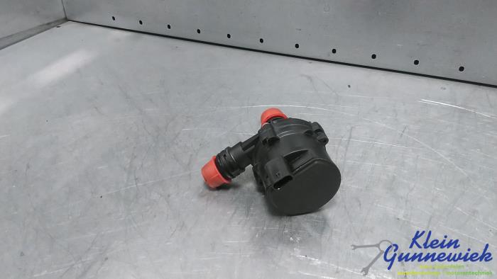 Begagnade Vattenpump Opel Astra Pris € 70,00 Marginaltabell erbjuds av Klein Gunnewiek Autodemontage & Motorentechniek