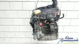 Motor van een Volkswagen Bestel 2010