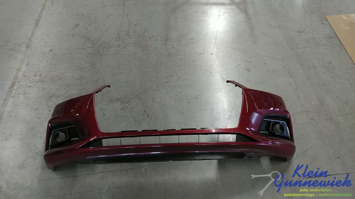 Używane Zderzak przedni Audi A5 Cena € 383,00 Procedura marży oferowane przez Klein Gunnewiek Autodemontage & Motorentechniek