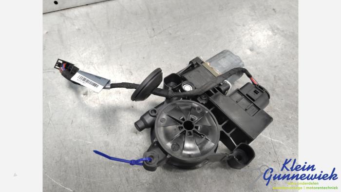 Usados Motor de ventanilla de puerta Audi A5 Precio € 43,00 Norma de margen ofrecido por Klein Gunnewiek Autodemontage & Motorentechniek