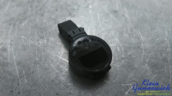 Begagnade Regnsensor Opel Astra Pris € 31,00 Marginaltabell erbjuds av Klein Gunnewiek Autodemontage & Motorentechniek