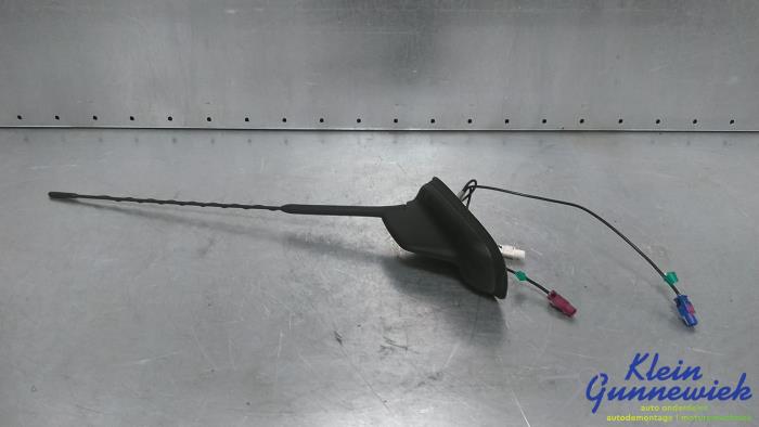 Używane Antena GPS Skoda Fabia Cena € 65,00 Procedura marży oferowane przez Klein Gunnewiek Autodemontage & Motorentechniek