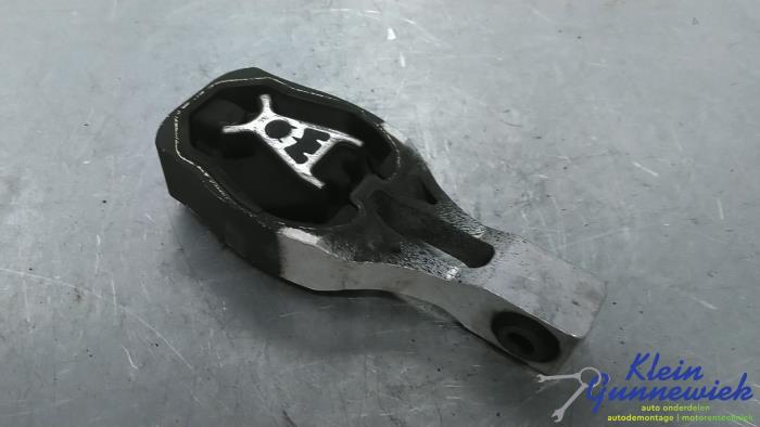 Used Engine mount Opel Astra Price € 20,00 Margin scheme offered by Klein Gunnewiek Autodemontage & Motorentechniek