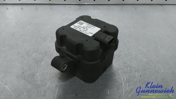 Używane Klakson Opel Astra Cena € 41,00 Procedura marży oferowane przez Klein Gunnewiek Autodemontage & Motorentechniek