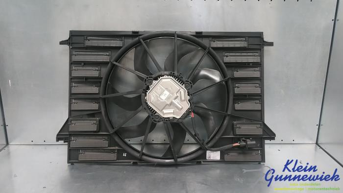 Używane Silnik wentylatora Audi A5 Cena € 285,00 Procedura marży oferowane przez Klein Gunnewiek Autodemontage & Motorentechniek