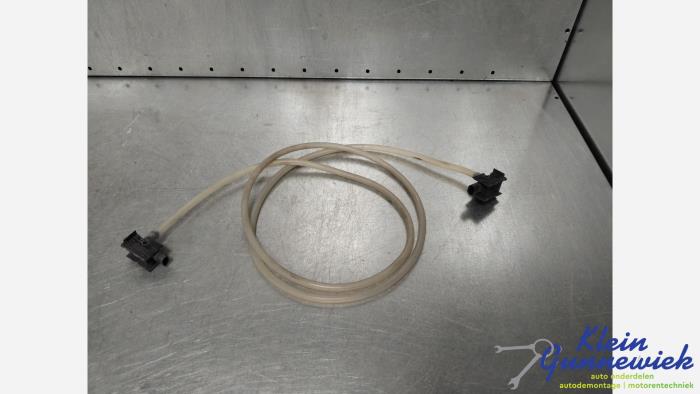 Begagnade Sensor (övriga) Audi S6 Pris € 125,00 Marginaltabell erbjuds av Klein Gunnewiek Autodemontage & Motorentechniek