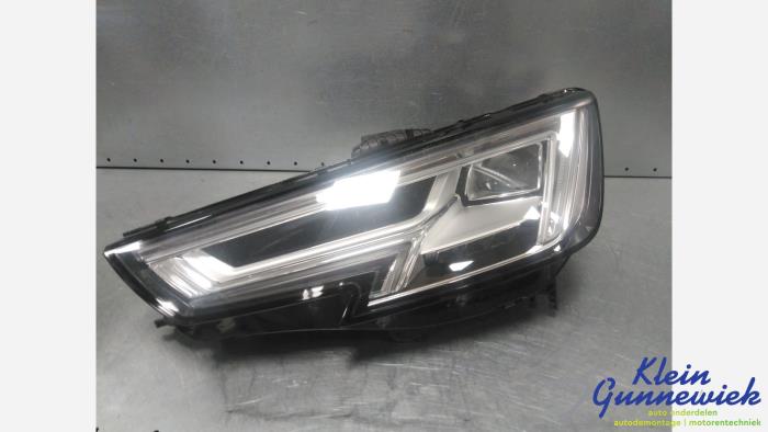 Używane Reflektor lewy Audi A4 Cena € 895,00 Procedura marży oferowane przez Klein Gunnewiek Autodemontage & Motorentechniek