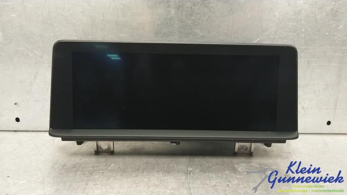Begagnade Innerdisplay BMW 1-Serie Pris € 273,00 Marginaltabell erbjuds av Klein Gunnewiek Autodemontage & Motorentechniek