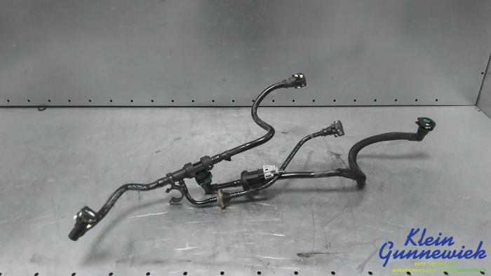 Engine valve