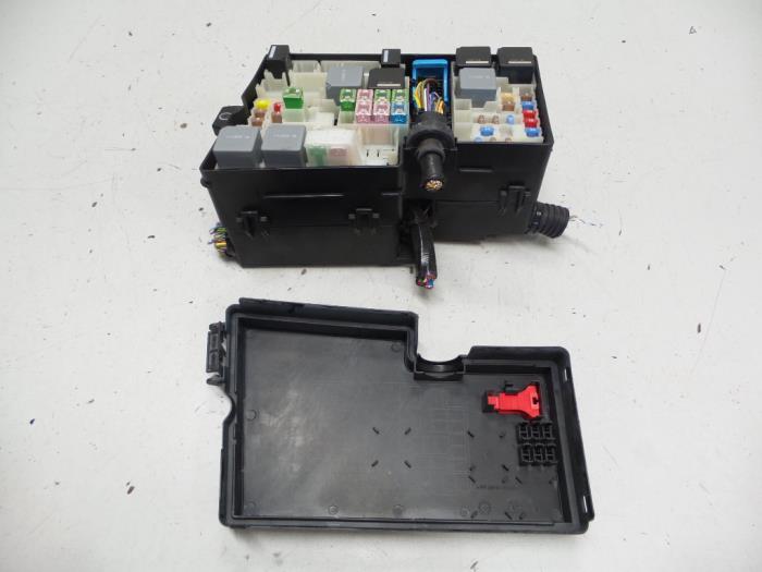 Fuse box Ford Kuga AV6T14A142AB Gebr.Klein Gunnewiek Ho.BV