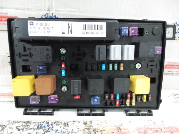 Used Opel Astra Fuse box - 13268304 - Gebr.Klein Gunnewiek Ho.BV ...