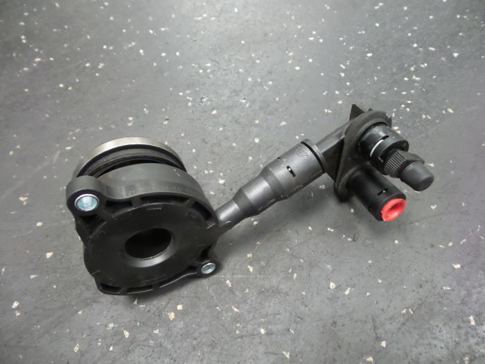 Ford Focus Clutch slave cylinders stock