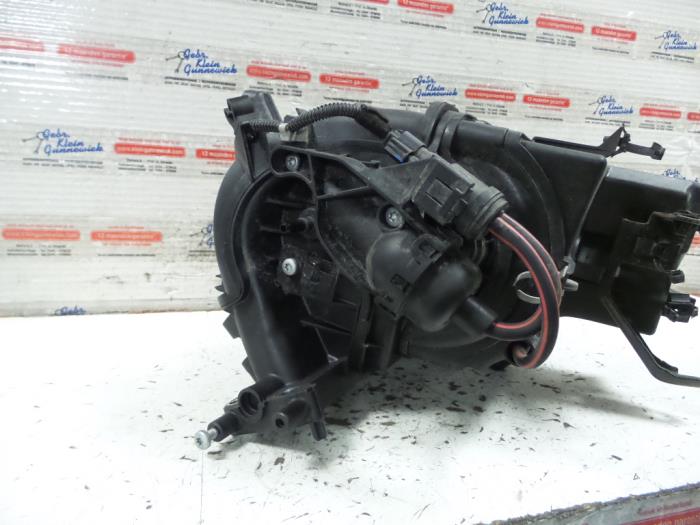 Intake manifold Opel Astra - 55573811 A16XER