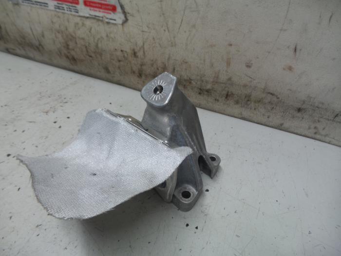 Engine mount Audi Q5 8K0199307BH CGQCGQB