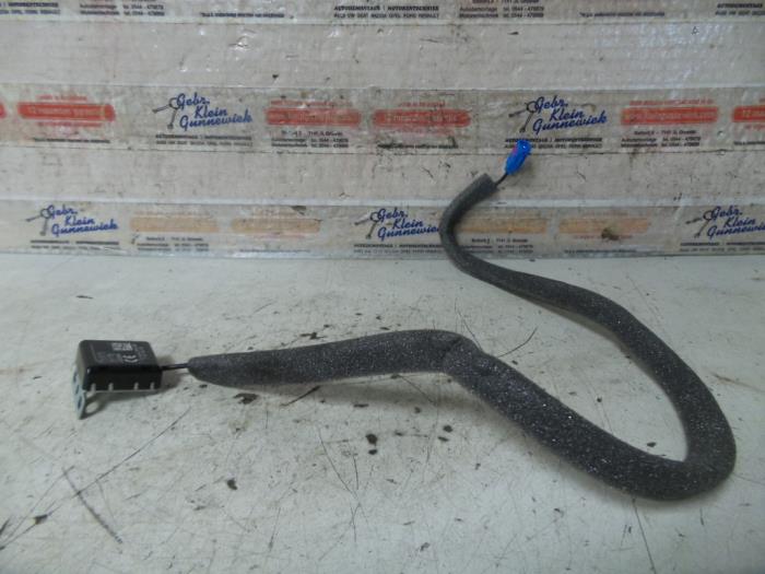 Nissan Qashqai GPS antennas stock