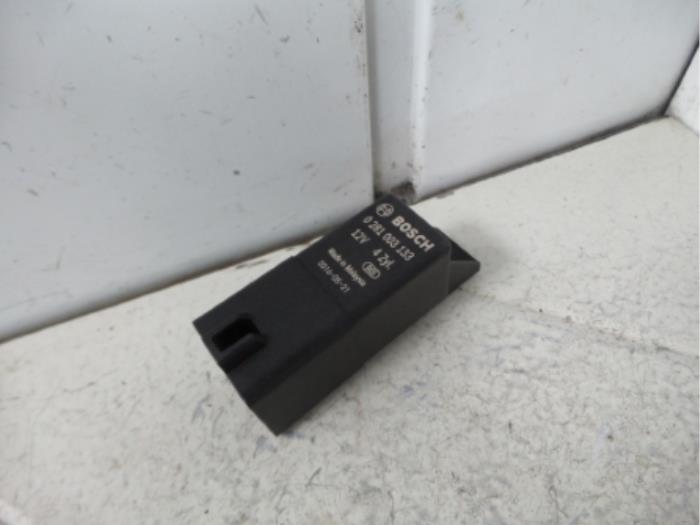 Glow plug relay Audi Q7 4M0907282 Gebr.Klein Gunnewiek Ho.BV