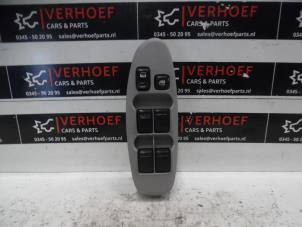 Used Multi-functional window switch Nissan Almera Tino (V10M) 1.8 16V Price on request offered by Verhoef Cars & Parts