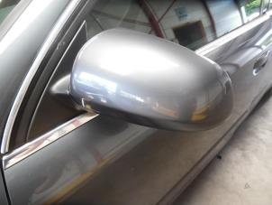 Used Wing mirror, left Audi A4 Quattro (B6) 1.8 T 20V Price € 40,00 Margin scheme offered by Verhoef Cars & Parts