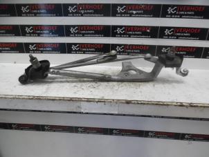 Used Wiper mechanism Subaru Forester (SJ) 2.0 16V X Price on request offered by Verhoef Cars & Parts