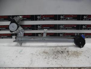 Used Window mechanism 4-door, front left Subaru Forester (SJ) 2.0 16V X Price € 75,00 Margin scheme offered by Verhoef Cars & Parts