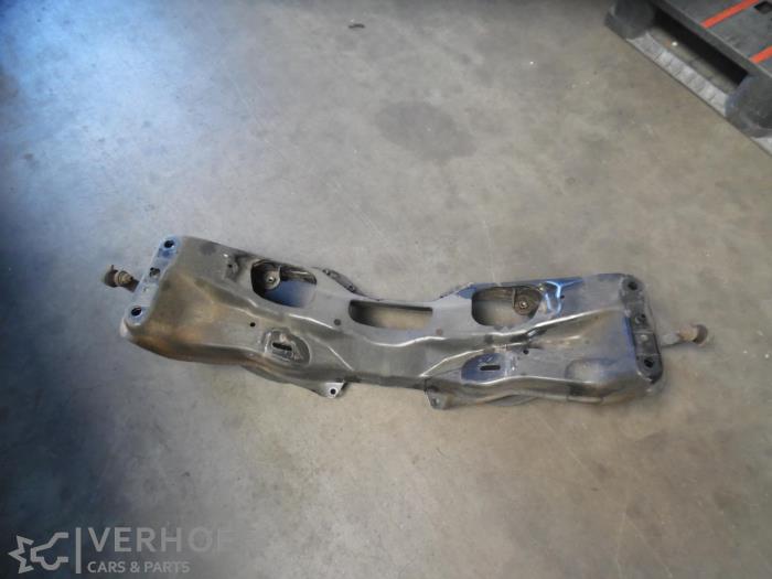 Usados Subchasis Subaru Forester (SJ) 2.0 16V X Precio de solicitud ofrecido por Verhoef Cars & Parts
