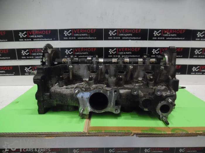Begagnade Topplock Toyota Auris (E15) 1.4 D-4D-F 16V Pris på förfrågan erbjuds av Verhoef Cars & Parts