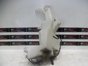Used Front windscreen washer reservoir Nissan Murano (Z51) 3.5 V6 24V 4x4 Price on request offered by Verhoef Cars & Parts