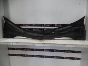 Used Cowl top grille Nissan Murano (Z51) 3.5 V6 24V 4x4 Price on request offered by Verhoef Cars & Parts