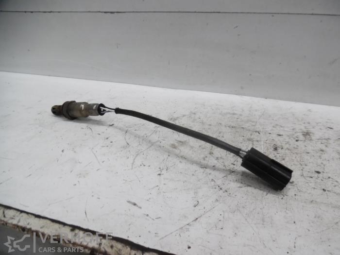 Usagé Sonde lambda Nissan Note (E11) 1.4 16V Prix € 40,00 Règlement à la marge proposé par Verhoef Cars & Parts