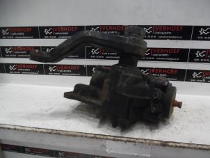 Used Power steering box Mitsubishi Canter 3.0 Di-D 16V Price on request offered by Verhoef Cars & Parts