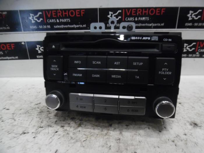 Radio/Lecteur CD d'un Hyundai i20 1.2i 16V 2014
