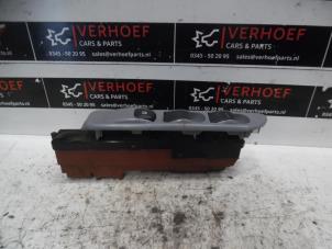 Used Multi-functional window switch Mitsubishi Canter 3.0 Di-D 16V Price € 72,60 Inclusive VAT offered by Verhoef Cars & Parts
