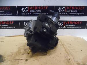 Used Diesel pump Nissan Qashqai (J10) 2.0 dCi Price on request offered by Verhoef Cars & Parts