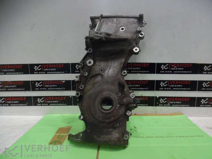 Usagé Couvercle de distribution Toyota Avensis Verso (M20) 2.0 16V VVT-i D-4 Prix € 50,00 Règlement à la marge proposé par Verhoef Cars & Parts