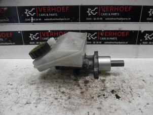 Used Master cylinder Peugeot 206 CC (2D) 1.6 16V Price € 35,00 Margin scheme offered by Verhoef Cars & Parts