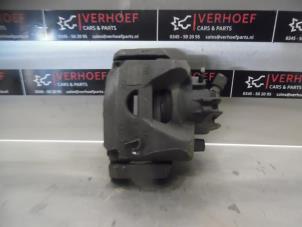 Used Front brake calliper, right Citroen Berlingo 1.6 Hdi 75 Price on request offered by Verhoef Cars & Parts