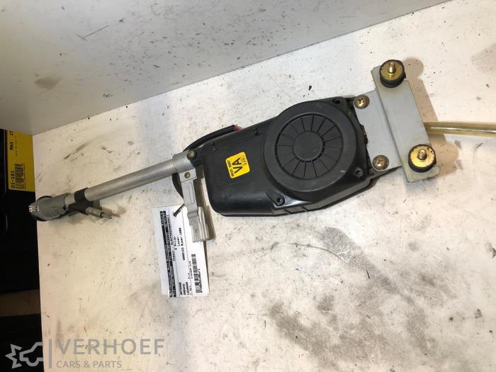 Używane Antena Daewoo Leganza 2.0 SX,CDX 16V Cena € 35,00 Procedura marży oferowane przez Verhoef Cars & Parts