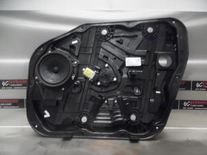 Gebrauchte Fenstermechanik 4-türig rechts vorne Hyundai Tucson (TL) 1.7 CRDi 16V 2WD Preis auf Anfrage angeboten von Verhoef Cars & Parts
