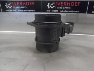 Used Airflow meter Kia Cee'd (EDB5) 1.6 CRDi 16V Price on request offered by Verhoef Cars & Parts
