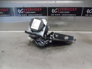 Used Rear seatbelt, left Mitsubishi ASX 1.6 MIVEC 16V Price € 50,00 Margin scheme offered by Verhoef Cars & Parts