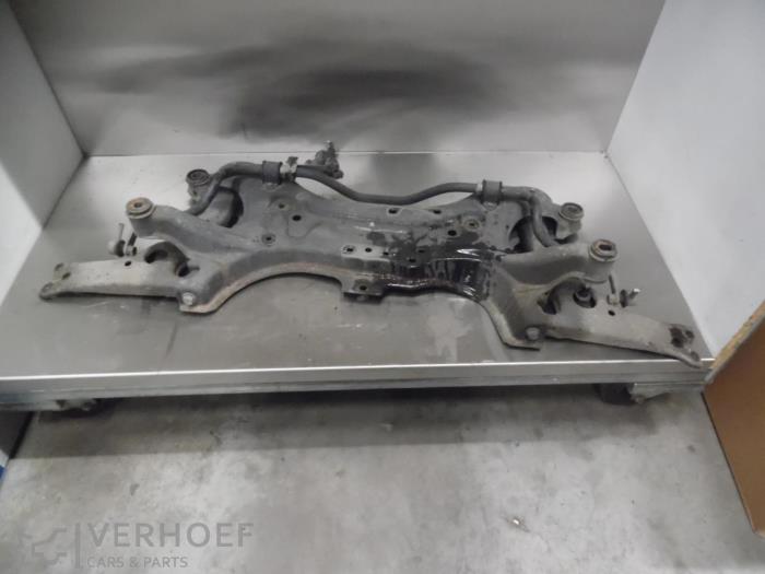 Used Subframe Toyota Avensis Wagon (T25/B1E) 2.4 16V VVT-i D4 Price € 100,00 Margin scheme offered by Verhoef Cars & Parts