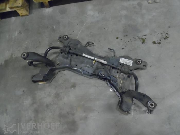Usados Subchasis Volvo V50 (MW) 2.4 D5 20V Precio de solicitud ofrecido por Verhoef Cars & Parts