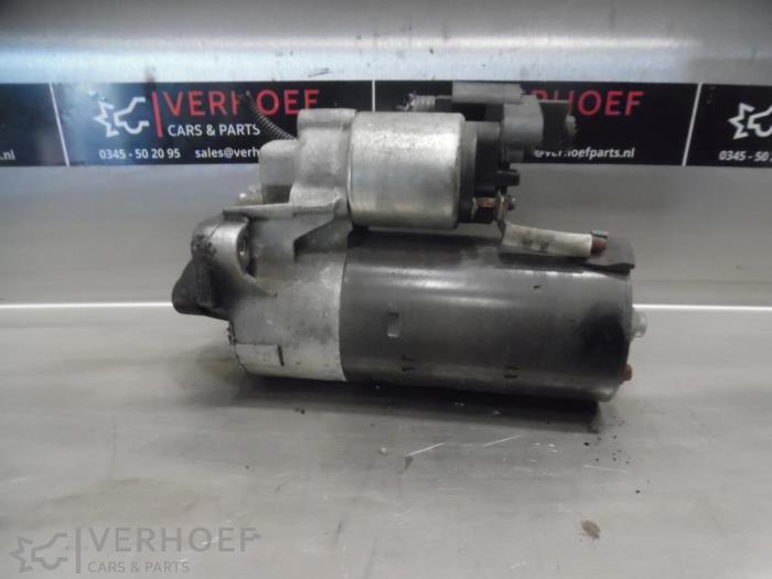 Begagnade Startmotor Volvo V50 (MW) 2.4 D5 20V Pris € 50,00 Marginaltabell erbjuds av Verhoef Cars & Parts
