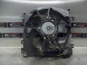Used Cooling fans Renault Clio III (BR/CR) 1.4 16V Price € 50,00 Margin scheme offered by Verhoef Cars & Parts